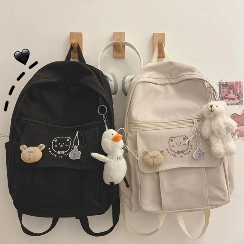 ภาพหน้าปกสินค้าHA13 กระเป๋าเป้ผู้หญิง กระเป๋านักเรียน Backpacks จากร้าน hotshop1868 บน Shopee