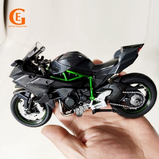 ภาพหน้าปกสินค้าโมเดลรถจักรยานยนต์ 1/12 Kawasaki Ninja H2R โลหะสีดํา H2R ที่เกี่ยวข้อง
