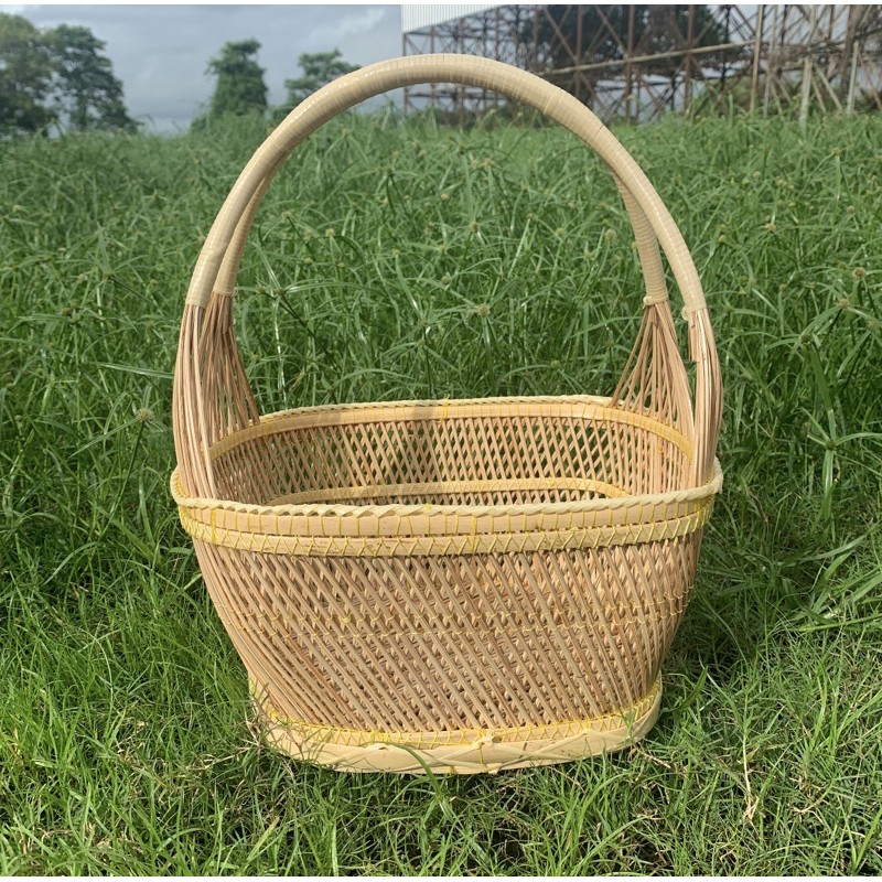 ตะกร้าทางมะพร้าว-ตะกร้าใส่ของ-สานจากทางมะพร้าวแข็งแรงรับน้ำหนักได้ดี