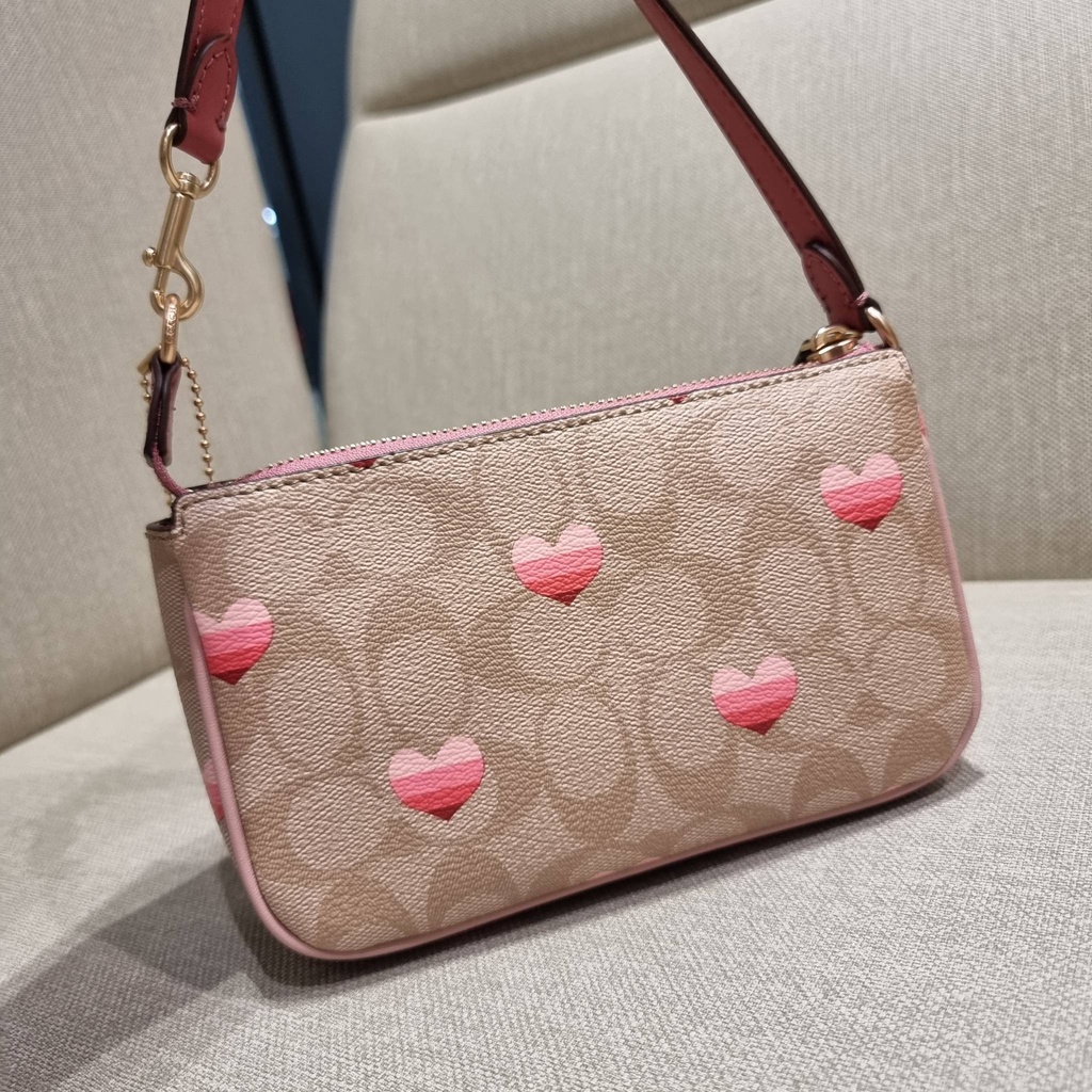 แท้-factory-ไม่ใช่งานออก-shop-co-ach-ca796-nolita-19-in-signature-canvas-with-stripe-heart-print