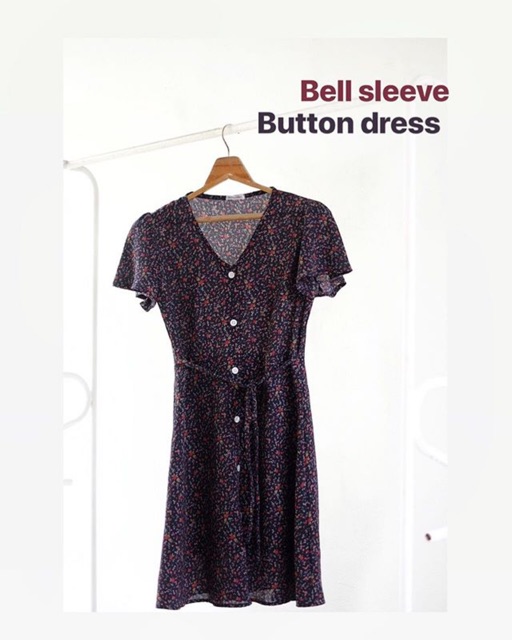 bell-sleeve-button-dress-bycottongardenbkk-เดรสกระดุมหน้า-แขนกระดิ่ง-อัพเดตลายใหม่ในแชท