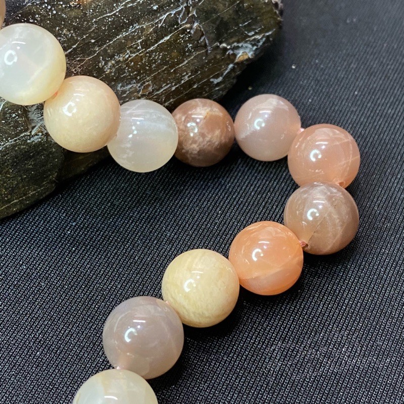 มูลสโต๊น-8-10mm-ลูกปัดหิน-หินนำโชค-หินธรรมชาติ-ลูกปัดหินเส้ยยาว-สําหรับทําเครื่องประดับ-diy-งานประดิษฐ์-กำไลหิน-สร้อยคอ