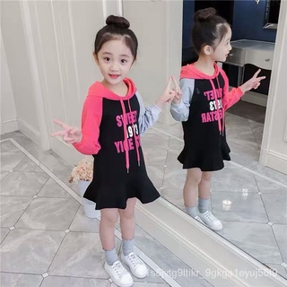 👍👍👍hot กระโปรงเด็กผู้หญิง กระโปรงเด็กเกาหลีใหม่ 21 ตัว ชุดลำลองแฟชั่นเด็ก เสื้อคลุมมีฮู้ดพิมพ์ลายขาวดำ