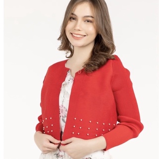 [พร้อมส่ง] ผ่อนได้ มีโค้ดลด ✨ New เสื้อคลุมพลีท Jane Celebstyle สีแดงมุก