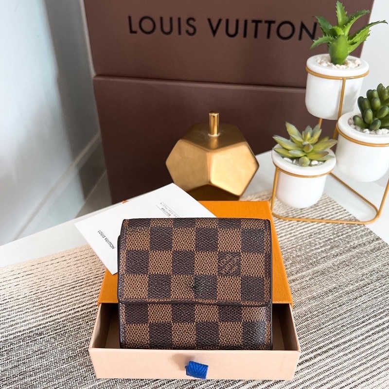 lv-สามพับสั้นดามา-มือสองของแท้-ค่ะ-รบกวนทั่กแชทก่อนสั่งค่ะ