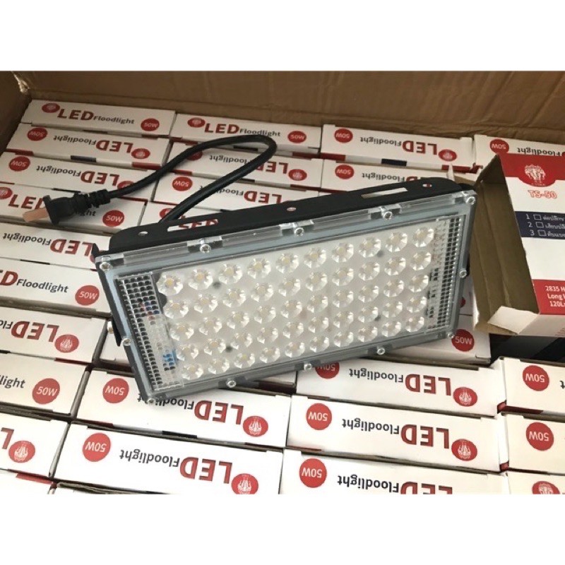 ไฟสปอตไลท์-แสงขาว-led-floodlight-50w-ac-220v-ts-50