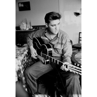 โปสเตอร์ รูปถ่าย ราชา ร็อก เอลวิส เพรสลีย์ Elvis Presley POSTER 23”x34” American Singer King of Rock and Roll V6