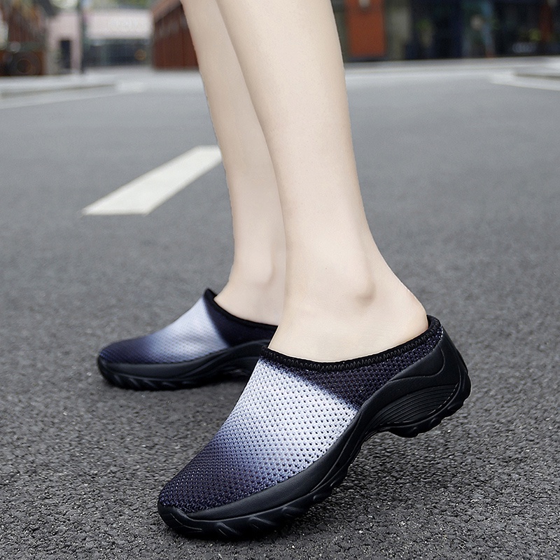 ภาพหน้าปกสินค้าSize35~42 รองเท้าผ้าใบเปิดส้นผู้หญิง 2021 รองเท้าไซส์ใหญ่ รองเท้าผ้าใบเปิดส้น