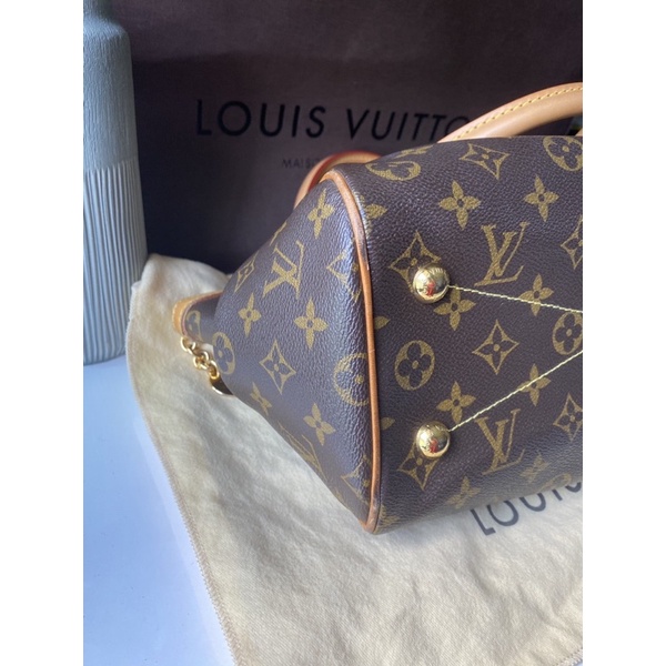 louis-vuitton-tivoli-pm-size-ปี12