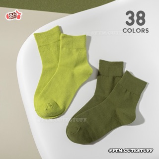 ภาพขนาดย่อของภาพหน้าปกสินค้า(พร้อมส่ง) New ถุงเท้าสีพื้นข้อกลาง 38 COLOURS green จากร้าน ftm.cutestuff บน Shopee