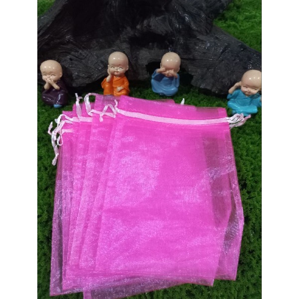 ถุงผ้าแก้วสีชมพู-ขนาด-12-cm-18cm-แบบรูด