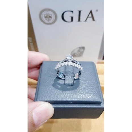 แหวนเพชรแท้น้ำ100พร้อมgia