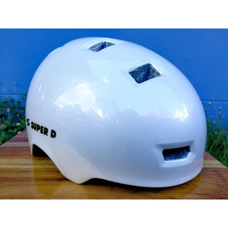 หมวกจักรยาน SUPER D รุ่น HELMET สีขาว