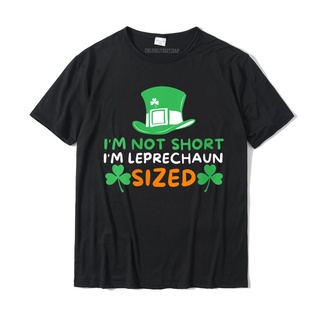 เสื้อยืดลําลอง ผ้าฝ้าย แขนสั้น พิมพ์ลาย Im Leprechaun d Irish St Patricks Day สไตล์คลาสสิก สําหรับผู้ชาย