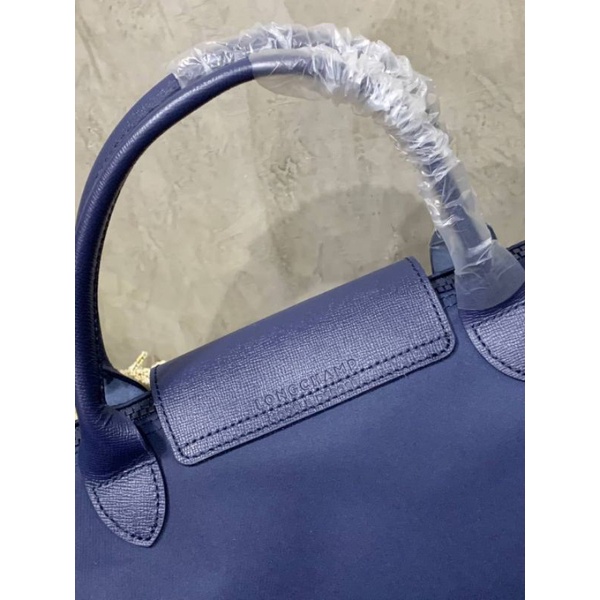 longchamp-le-pliage-neo-size-m