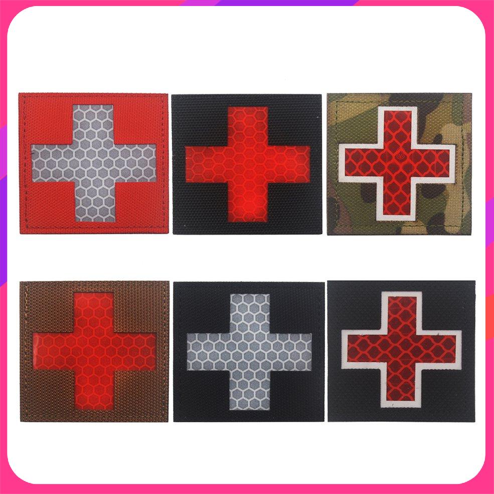 1-18-reflective-medic-patches-tactical-medical-patches-hook-fastener-backing