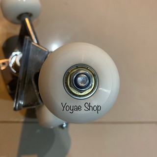 ภาพขนาดย่อของภาพหน้าปกสินค้าทรัค Skateboard ลูกปืน ABEC-11 คู่ ล้อขาว-ล้อดำ จากร้าน yoyaeshop บน Shopee