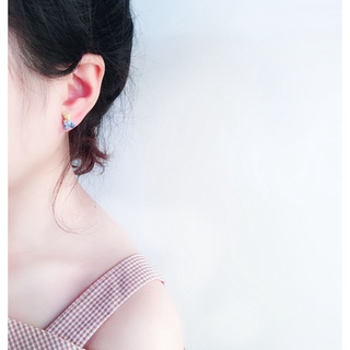◐◐ดอกไม้ที่ทำด้วยมือหมีและความรักS925เงินสเตอร์ลิงINSต่างหูแบบอสมมาตรขี้เล่นน่ารักสาวหัวใจบุคลิกภาพ