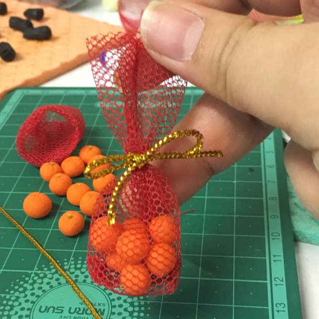 ของจิ๋ว-โมเดลส้ม-ส้มจิ๋ว-ส้มตรุษจีน-miniature-dollhouse-orange-model-clay-ของตกแต่ง-ตรุษจีน-ส้มถุงแดง