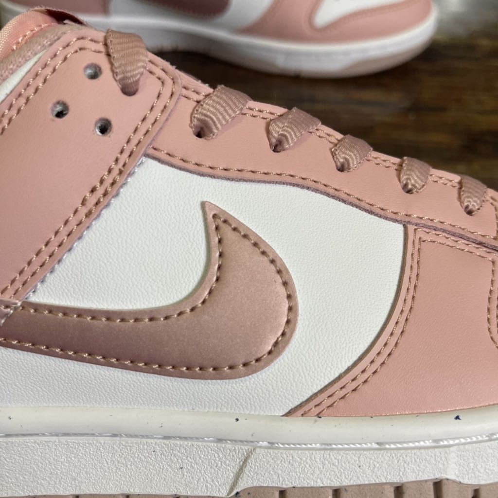 nike-dunk-low-pink-velvet-cherry-blossom-pink