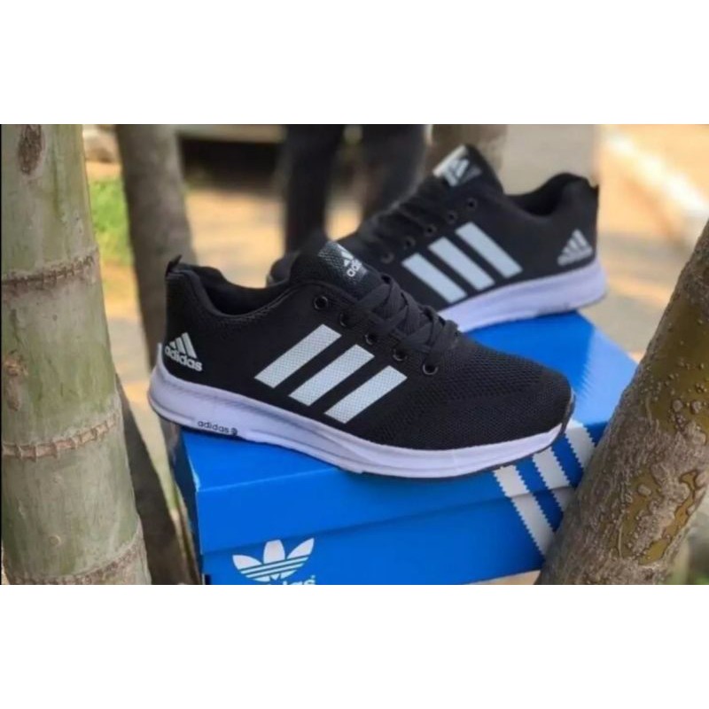 รองเท้า-adidas-รองเท้าอาดิดาส-ควรบวก-เพิ่ม1ไซส์