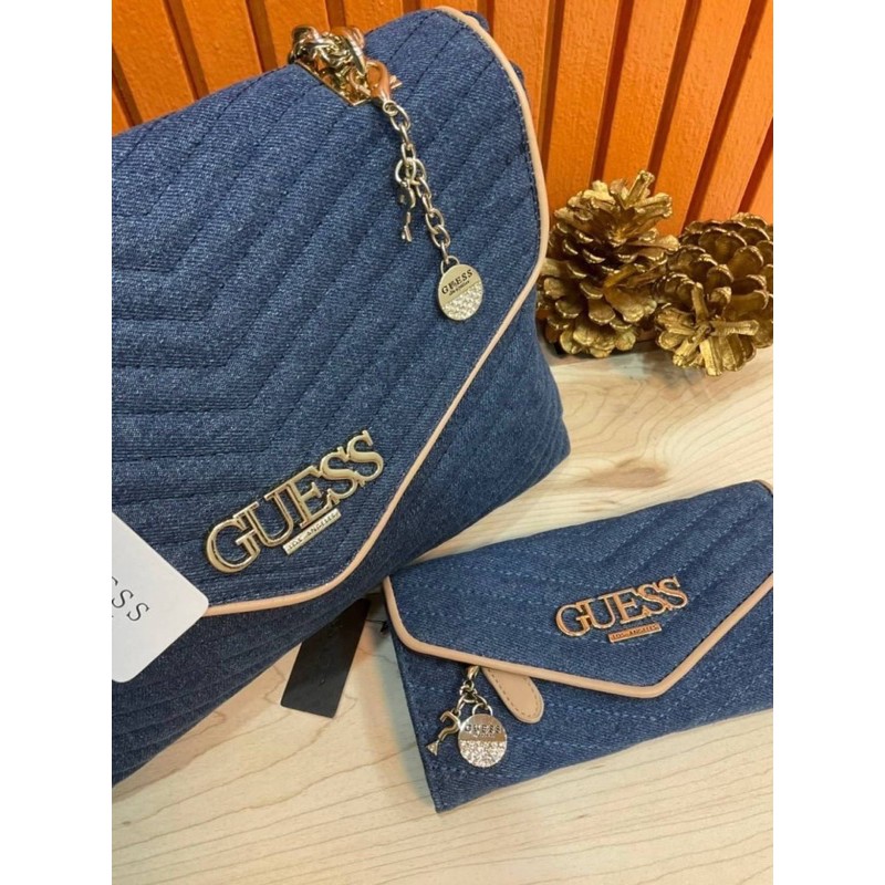 แท้-จาก-outlet-guess-women-s-crossbody-bag-set-สุดคุ้ม-เซตสวยหรูดูแพง-สวยจริงจริง-ช้าหมด-ราคานี้หาที่ไหนได้