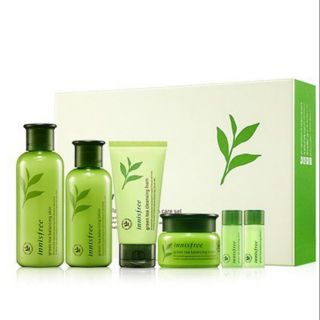 Innisfree Green Tea Special Set    (  6 Items ).