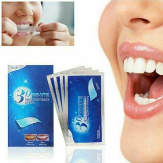 ภาพขนาดย่อของภาพหน้าปกสินค้าแผ่นฟอกฟันขาว 3D White Teeth Whitening Strips แผ่นแปะฟอกฟันขาว ฟอกสีฟัน (A12-03-14) จากร้าน boutique668 บน Shopee
