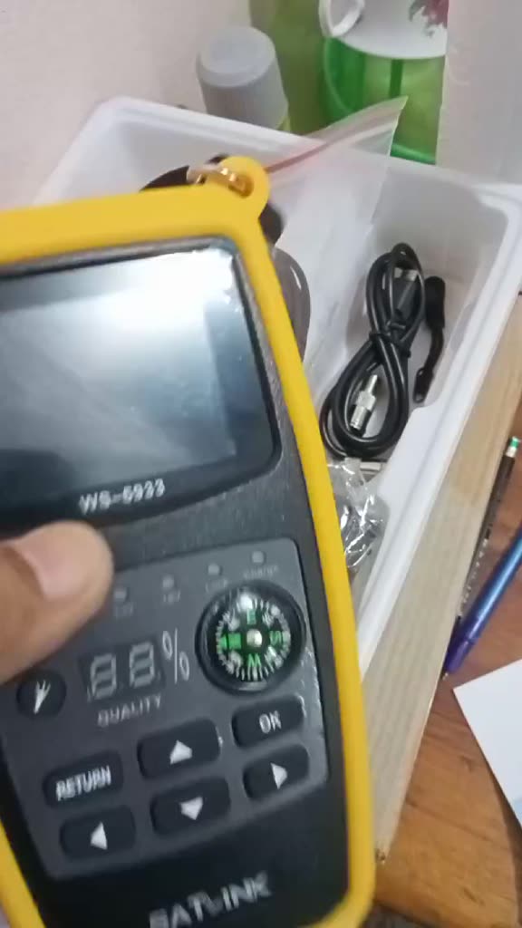 satlink-ws-6933-เครื่องค้นหาดาวเทียม-dvb-s-s2-พร้อมเมนูภาษาไทย-เครื่องระบุตำแหน่ง-lcd-ขนาด-2-1-นิ้ว-dvb-s2-fta-c-amp-ku