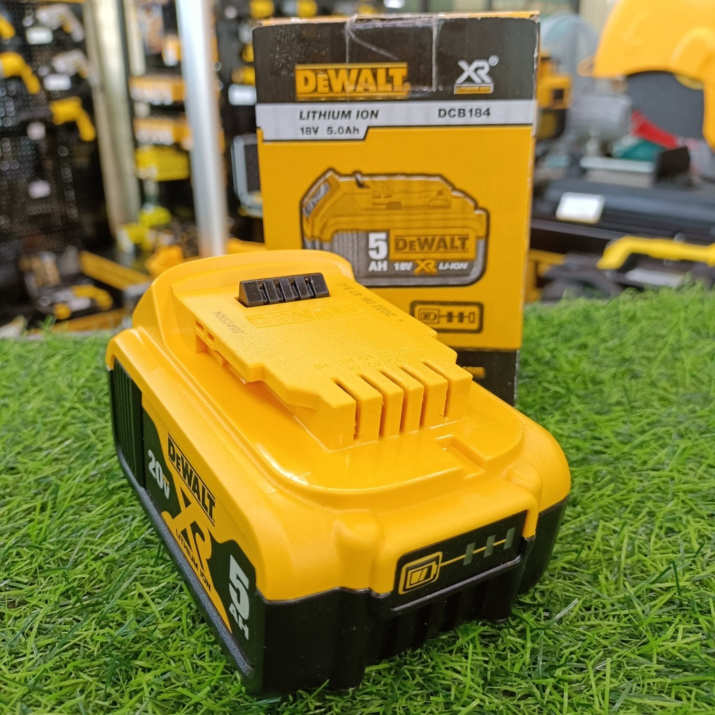 ผ่อนบัตรเครดิต0-3เดือน-x750บาท-dewalt-แบตเตอรี่-18v-5ah-dcb184