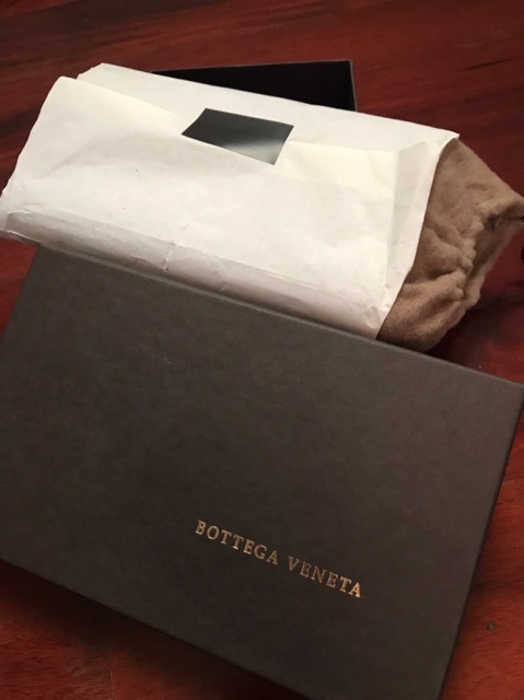 กระเป๋าสตางค์-bottega-veneta-ของแท้