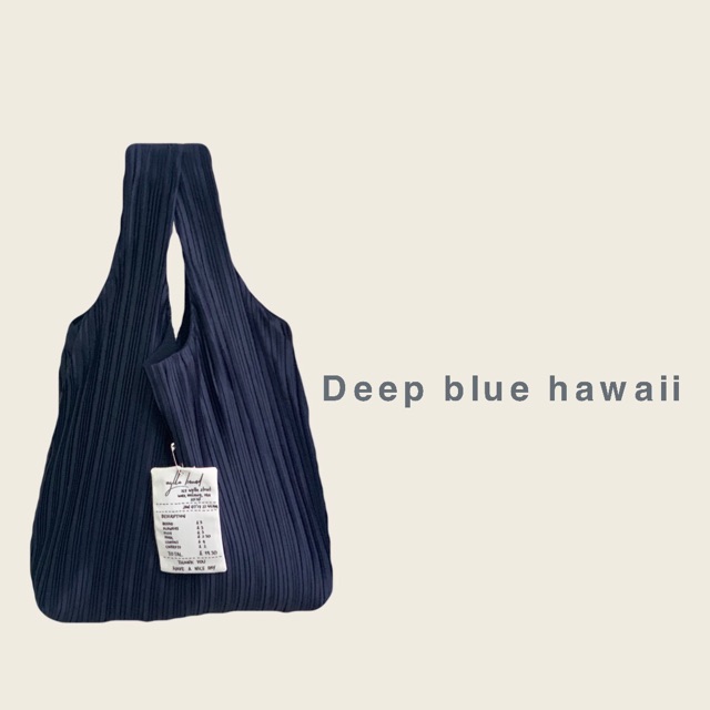 Wyllabrand กระเป๋าผ้าพลีท Deep blue hawaii Shopee Thailand