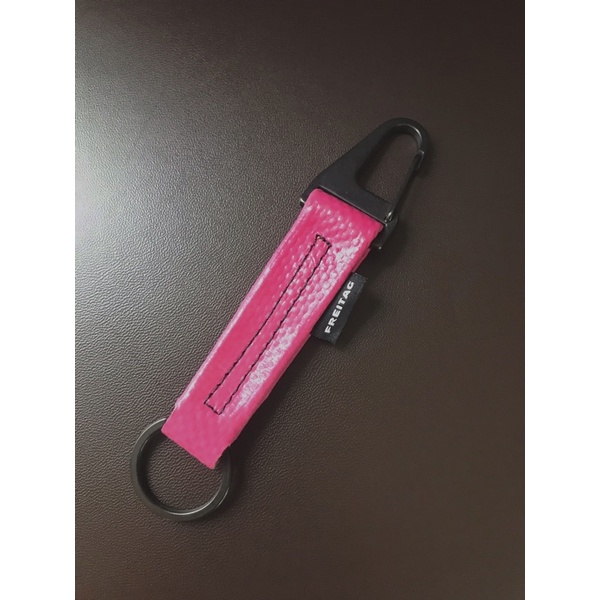 Freitag Archer F531 Pink มือ1 สวยสะอาดมาก | Shopee Thailand