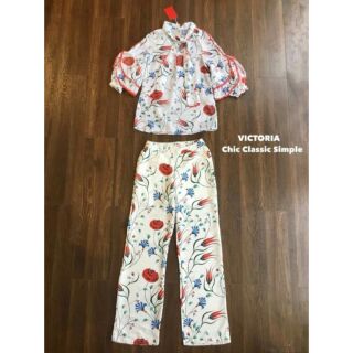Setเสื้อแขนระบาย+กางเกงขายาวพิมพ์ลายกราฟฟิก