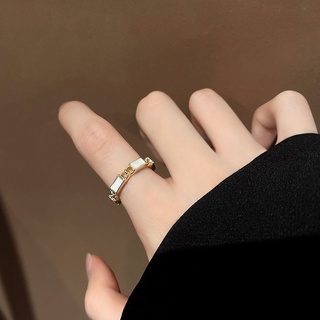 ภาพหน้าปกสินค้าแหวน แหวนทอง แหวนแฟชั่น แหวนเกาหลี แหวนแฟชั่นเกาหลีแหวนลายผีเสื้อประดับเพชรเทียมเครื่องประดับ ซึ่งคุณอาจชอบสินค้านี้