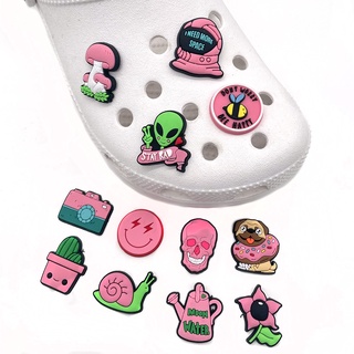 การ์ตูนเห็ด หุ่นยนต์ Jibitz เสน่ห์ สําหรับ Croc ดอกไม้ พืช รองเท้า เสน่ห์ Pins สุนัข Ghost Jibits Crocks สําหรับผู้หญิง รองเท้า อุปกรณ์ตกแต่ง