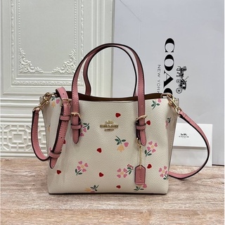 COACH - Mollie Tote 25 In Smooth Leather C4084