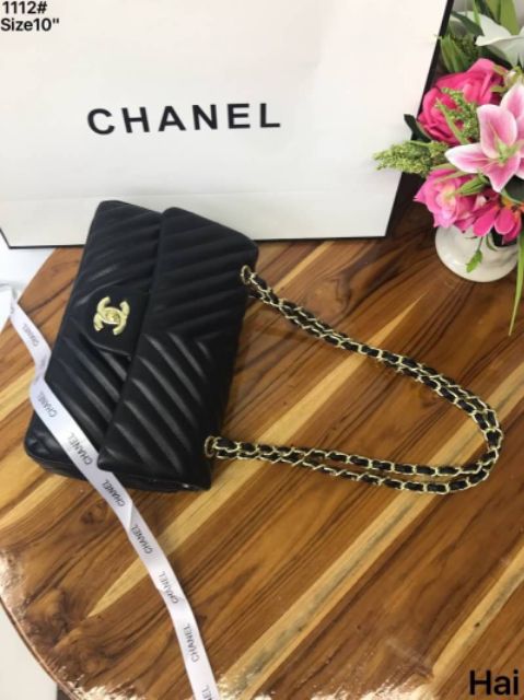 chanel-ลายวี-งานพรีเมี่ยม-ขนาด-10-ถุงผ้า-ปั๊มครบ-ราคา-790-บาท-ต้องการถุงกระดาษ-ใบเสร็จ-เพิ่มอีก100-บาทนะคะ