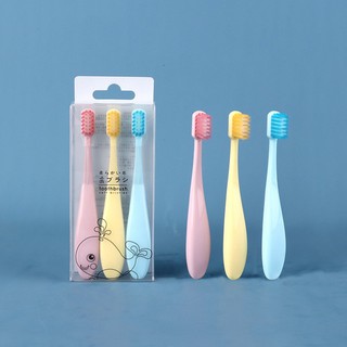 RY004 แปรงสีฟัน สำหรับเด็ก ขนนุ่ม แปรงสีฟันเด็กญี่ปุ่น ไม่เจ็บเหงือก ทำความสะอาดอย่างล้ำลึก เหมาะสำหรับเด็กเล็ก