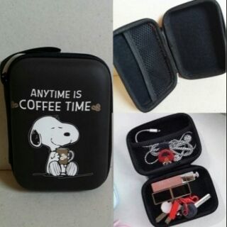 กล่องซิป ใบใหญ่ ใส่ powerbank หูฟัง อุปกรณ์ DIY สำหรับพกพา ลาย สนู๊ปปี้ SNoopy ขนาด 4x5x1.5 นิ้ว