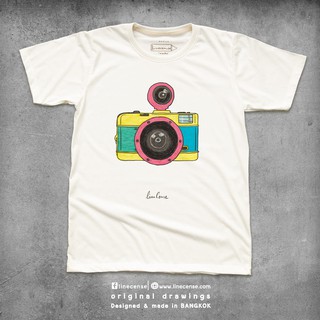 สินค้า I still shoot \"my Lomo\" t-shirt เสื้อยืด ลายกล้องโลโม่