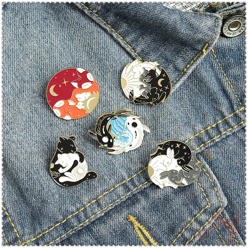 eight-diagrams-yin-and-yang-brooches-1pc-fox-fish-rabbit-cat-dragon-fashion-doodle-enamel-pins-backpack-button-badge-brooch