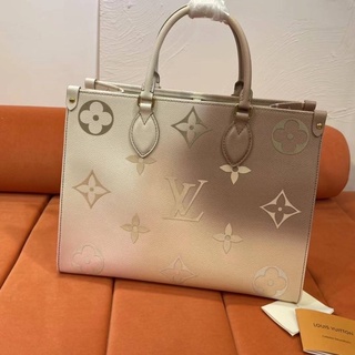 กระเป๋าสะพาย Louis Vuitton Geant on the go MM งานสุดสลับเเท้ สวยมาก ทำจากหนังเเท้