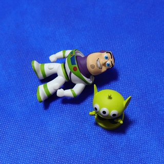 (สปอตสินค้า)☽Senluo เวียงจันทน์ส่งออกไปต่างประเทศ Buzz Lightyear ตู้เย็นสติกเกอร์สามตาทำด้วยมือเครื่องประดับแม่เหล็กกระด