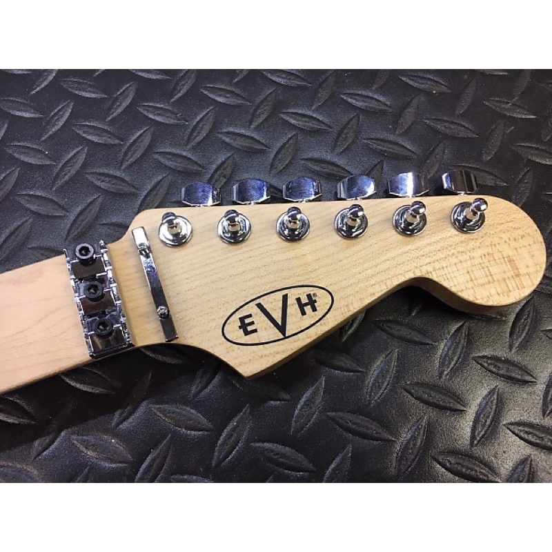 โลโก้หัวกีต้าร์-evh-striped-series