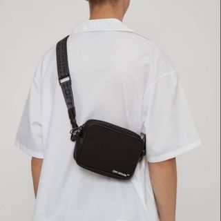 กระเป๋าสะพาย​ข้าง​ Off white street style messenger &amp; shoulder bag