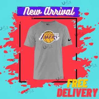 เสื้อวินเทจผญ - เสื้อยืดผู้ชาย NIKE LeBron James Laker สีดําและสีเหลืองแขนสั้นด้านบนสําหรับผู้ชาย