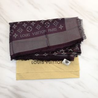 ผ้าคลุมใหล่ของแท้100%​ Louis Vuitton​ Scarves And Shawls Monogram  Shawl Purple‼️ก่อนกดสั่งรบกวนทักมาเช็คสต๊อคก่อนนะคะ‼️