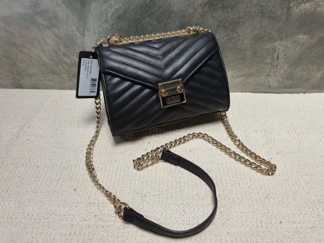 Guess lynda mini chain crossbody bag 100 Shopee Thailand