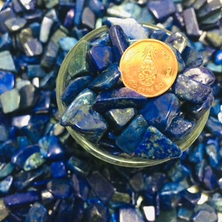 💎 หิน ลาพิส ลาซูลี ย้อมสี (Lapis Lazuli) 100กรัม หินเรียกทรัพย์ หินสีน้ำเงินแร่น้ำเงิน 6-9  มิล พร็อพถ่ายรูป หินสวยงาม